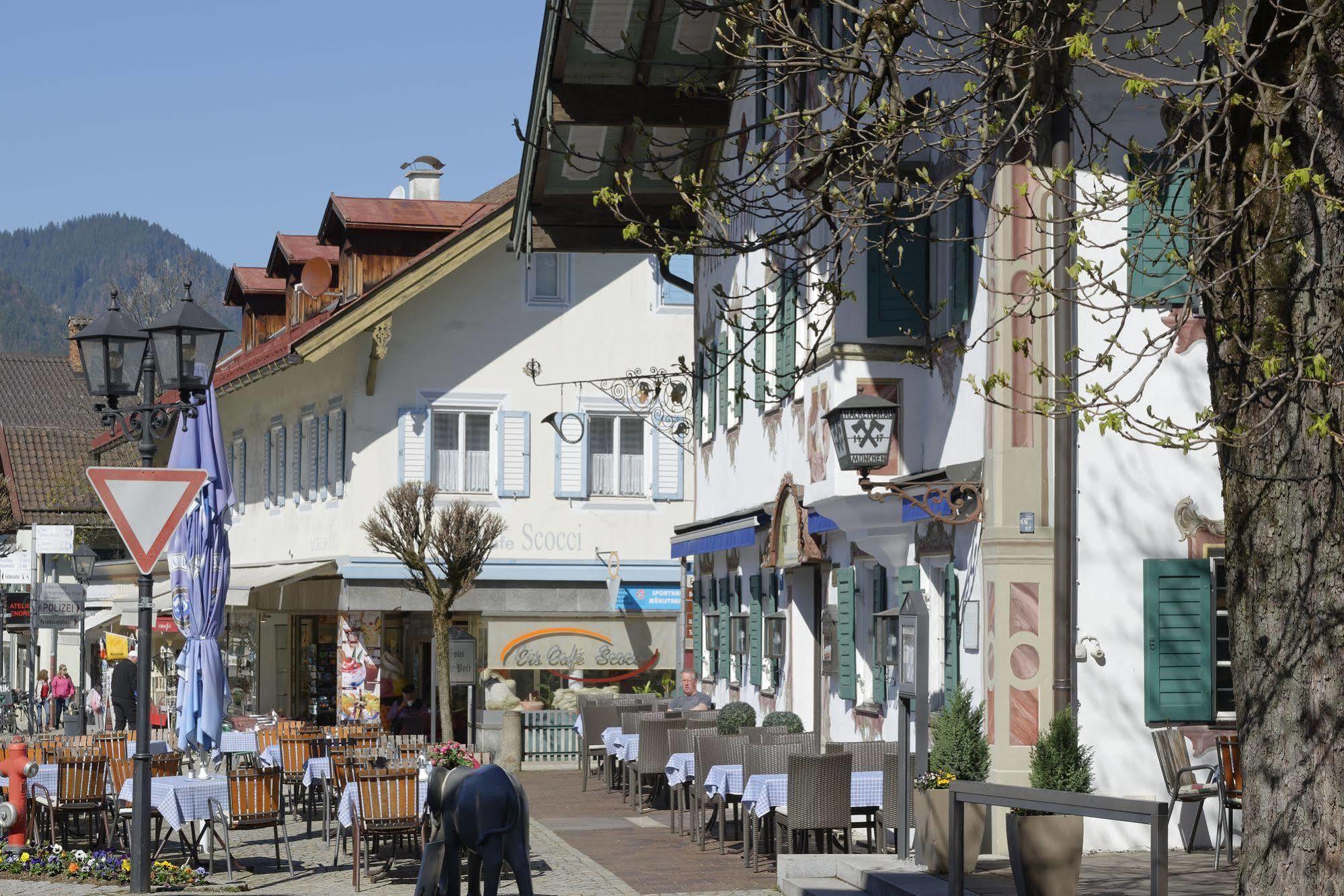 Hotel Alte Post Oberammergau Bagian luar foto